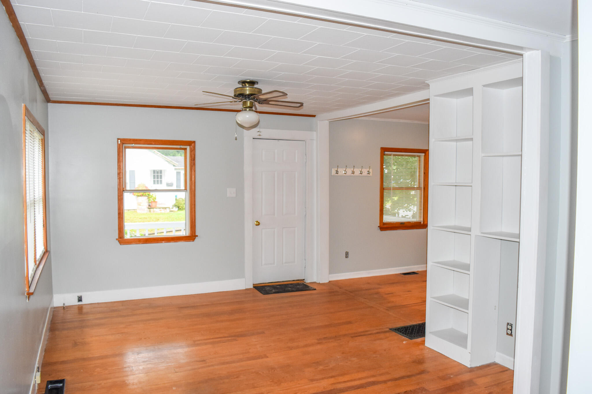 15 Hillcrest Street Augusta ME 04330