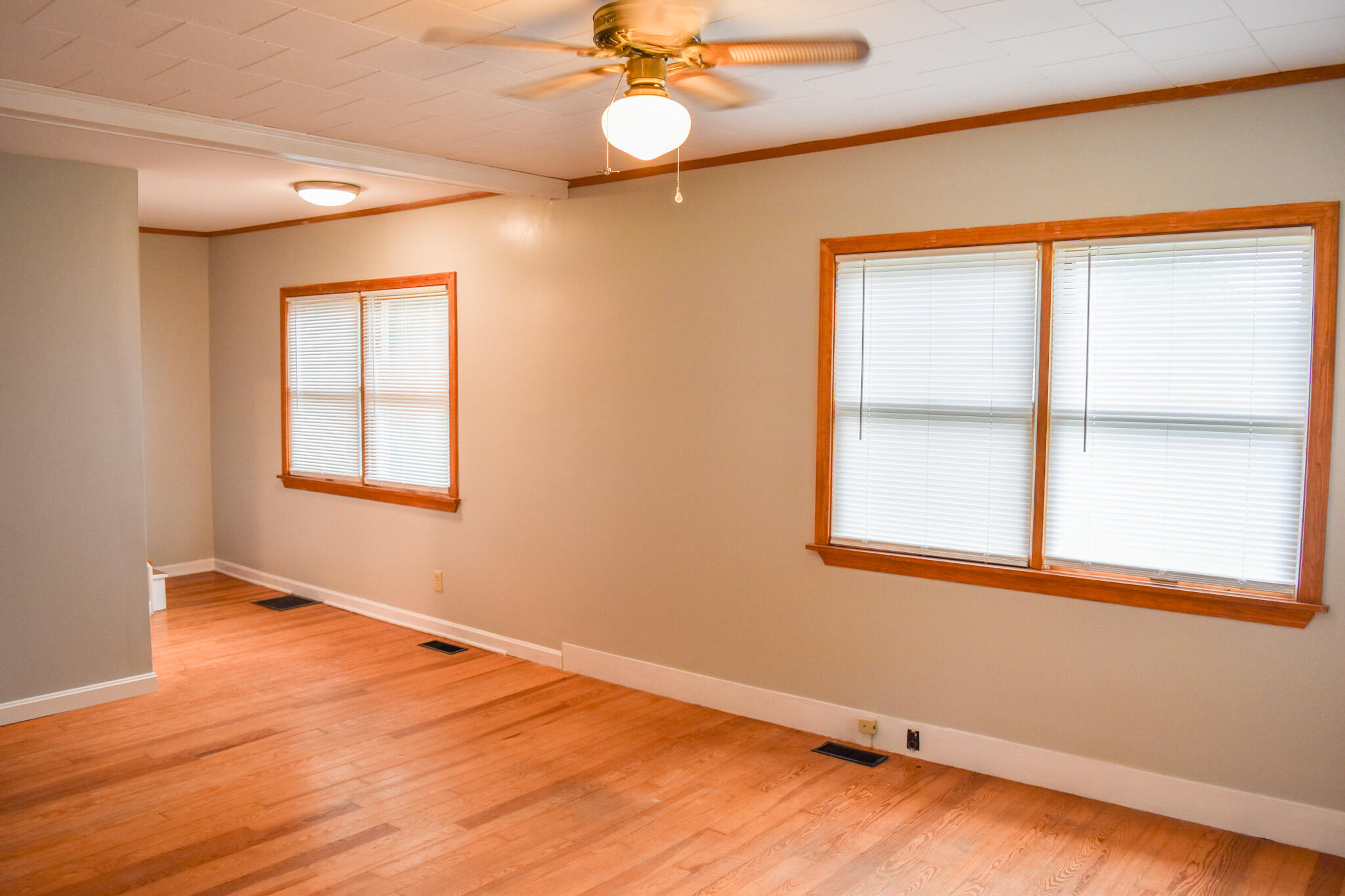 15 Hillcrest Street Augusta ME 04330
