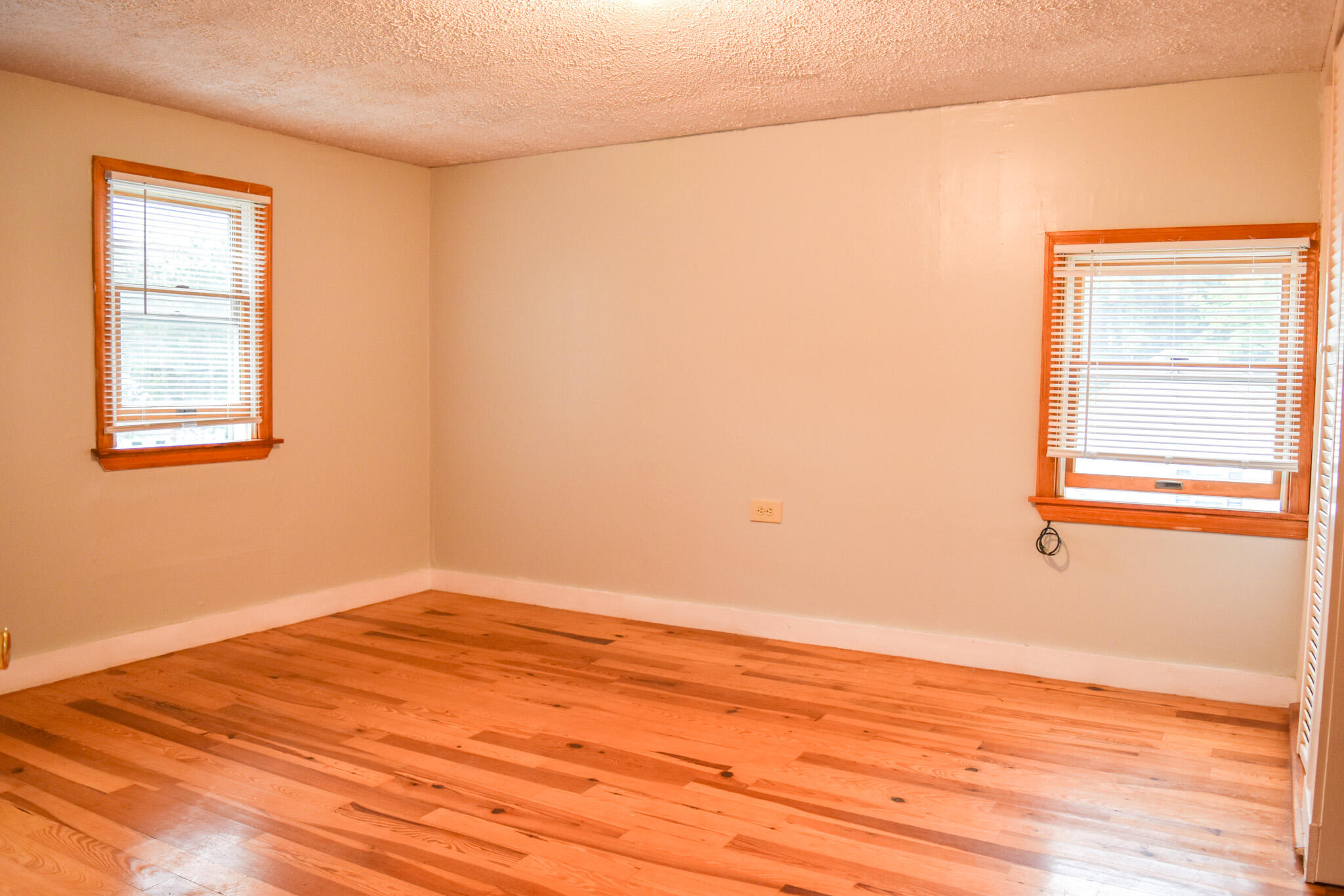 15 Hillcrest Street Augusta ME 04330