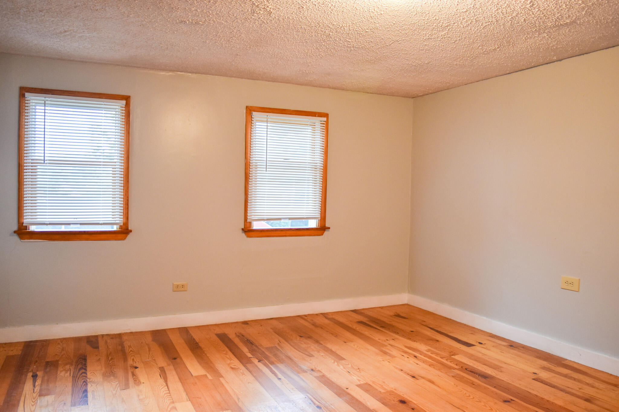 15 Hillcrest Street Augusta ME 04330