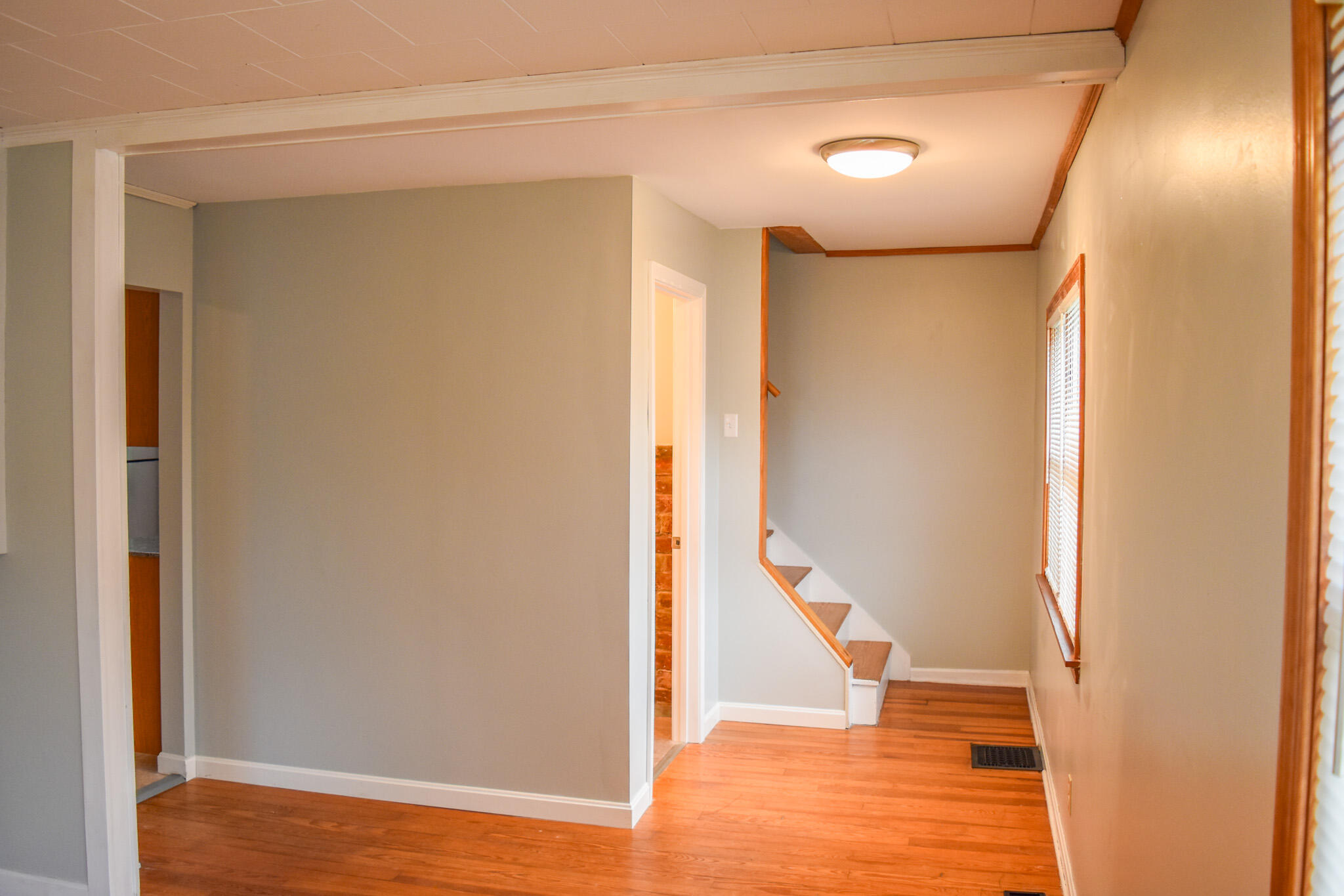 15 Hillcrest Street Augusta ME 04330