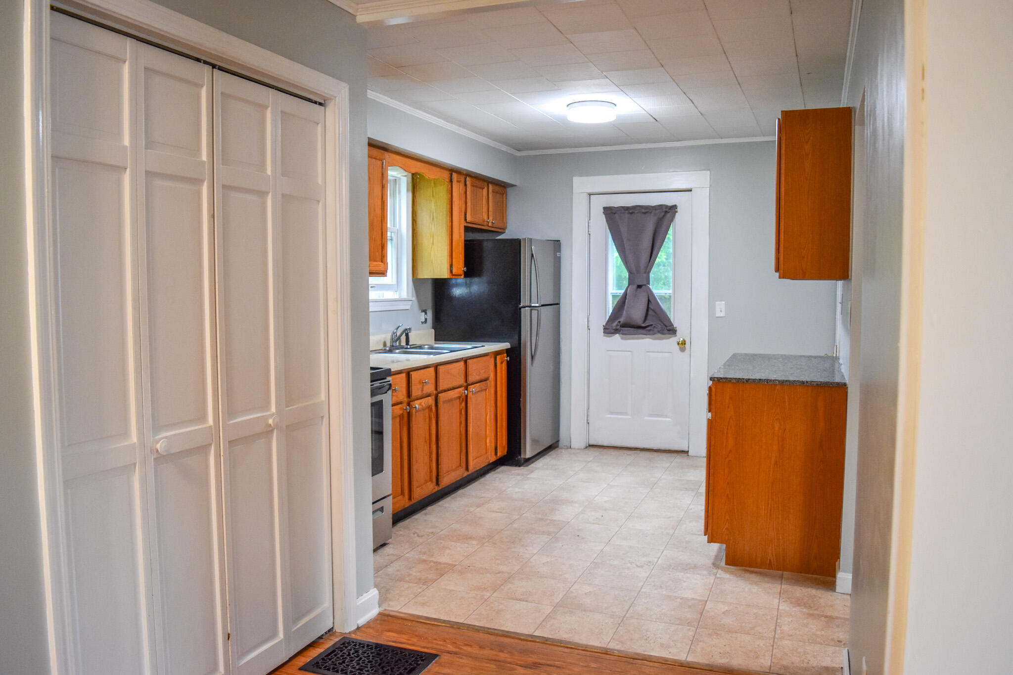 15 Hillcrest Street Augusta ME 04330