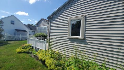 9 Wood Street Bangor ME 04401