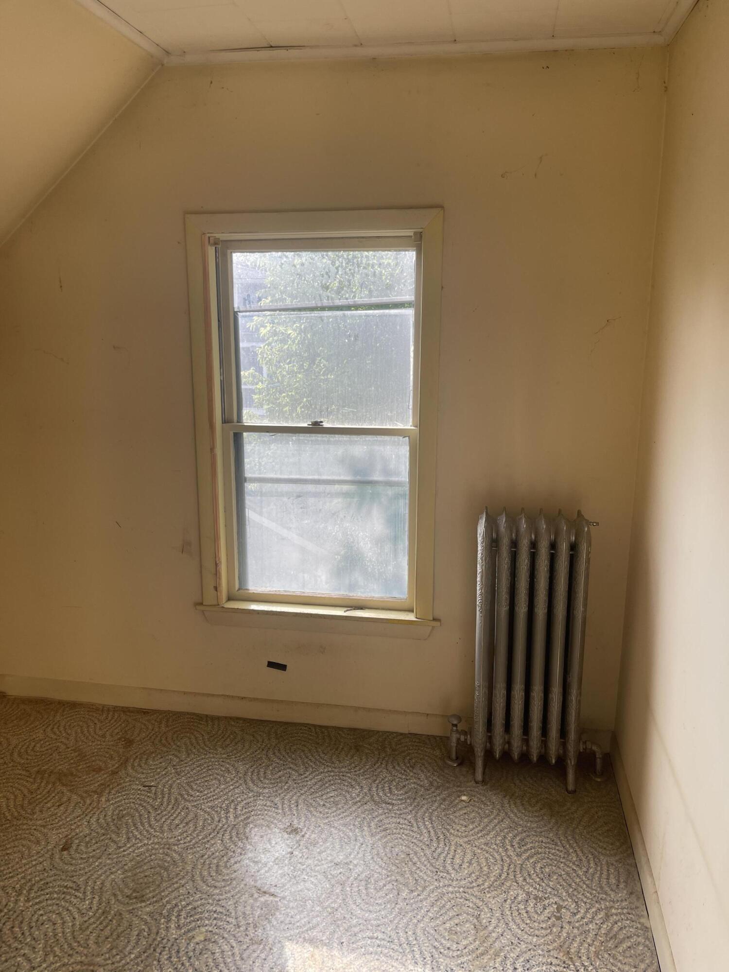 90 Oak Street Lewiston ME 04240