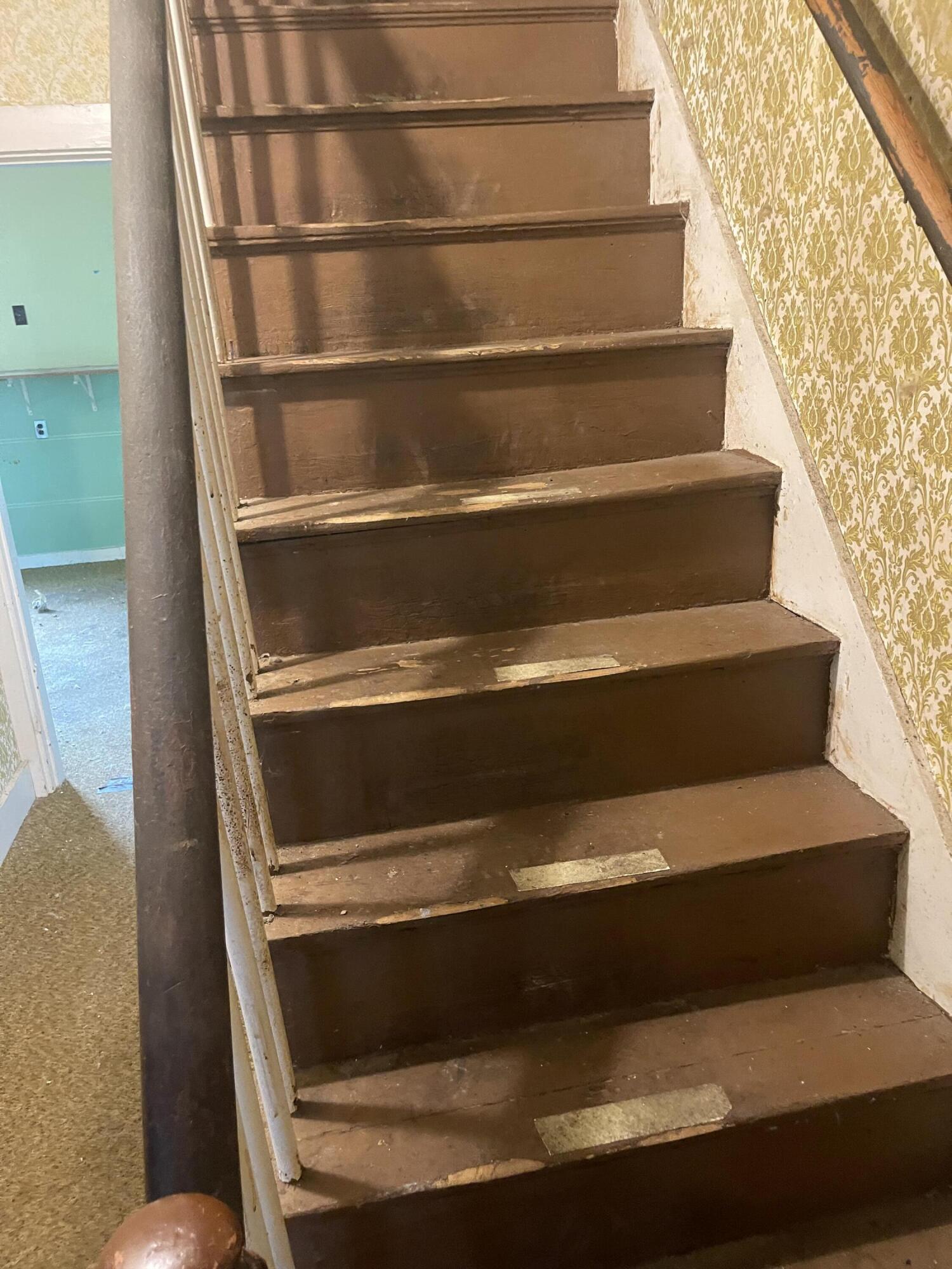 90 Oak Street Lewiston ME 04240