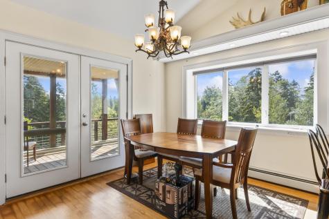 19 Hugh Avenue Hugh Avenue Harpswell ME 04003