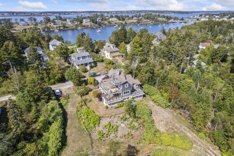 19 Hugh Avenue Hugh Avenue Harpswell ME 04003