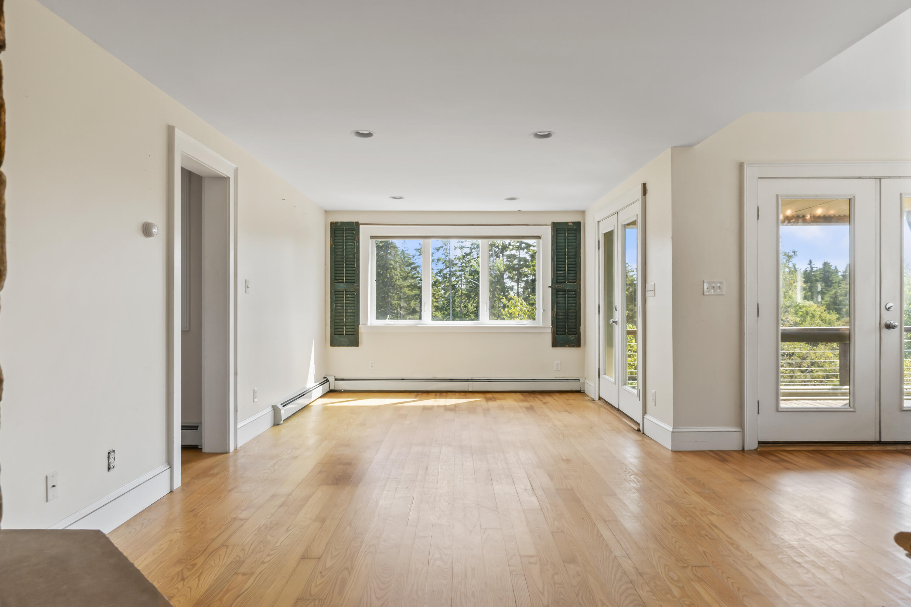 19 Hugh Av Hugh Avenue Harpswell ME 04003