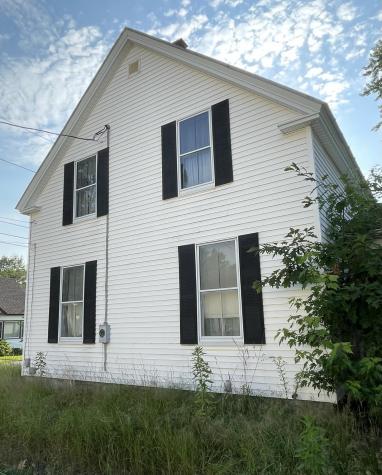 18 Front Street Topsham ME 04086