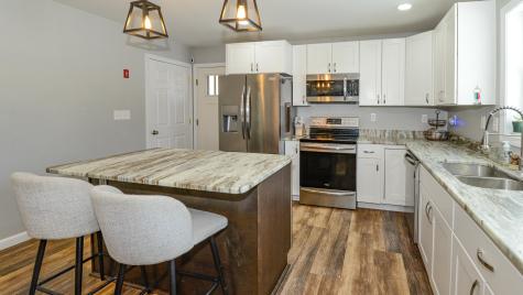 7 Silver Way Oxford ME 04270