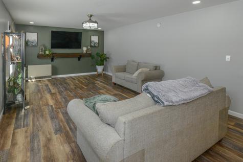 7 Silver Way Oxford ME 04270