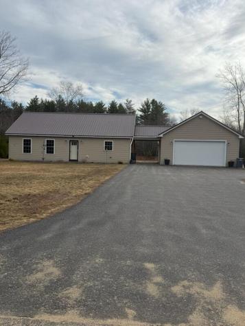 7 Silver Way Oxford ME 04270