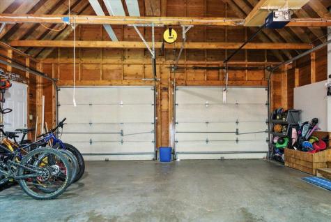 15 May Meadow Drive Gray ME 04039