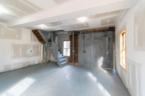 518 Turner Street Auburn ME 04210