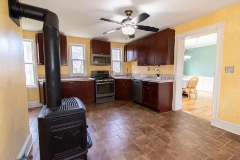 518 Turner Street Auburn ME 04210