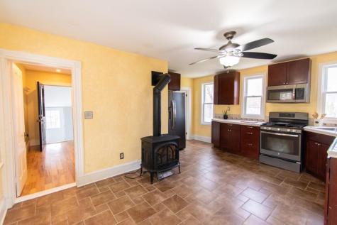 518 Turner Street Auburn ME 04210