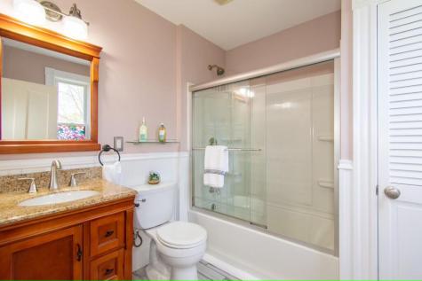 518 Turner Street Auburn ME 04210