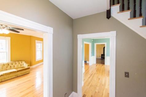 518 Turner Street Auburn ME 04210