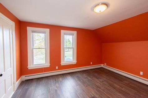 518 Turner Street Auburn ME 04210