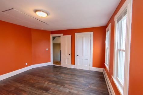 518 Turner Street Auburn ME 04210