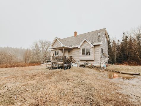14 Sportsmans Way Vinalhaven ME 04863