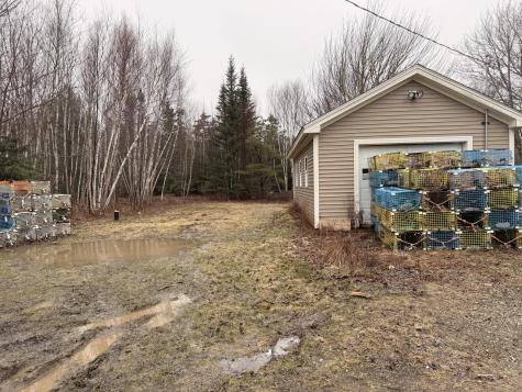 14 Sportsmans Way Vinalhaven ME 04863