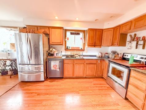 14 Sportsmans Way Vinalhaven ME 04863