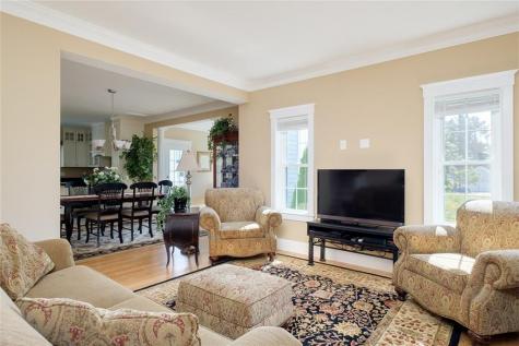 4 Cottage Way Kittery ME 03904