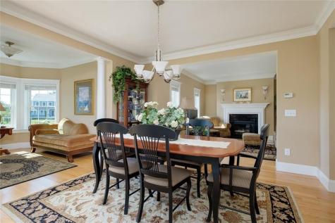4 Cottage Way Kittery ME 03904