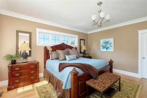 4 Cottage Way Kittery ME 03904