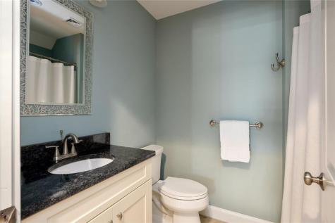 4 Cottage Way Kittery ME 03904
