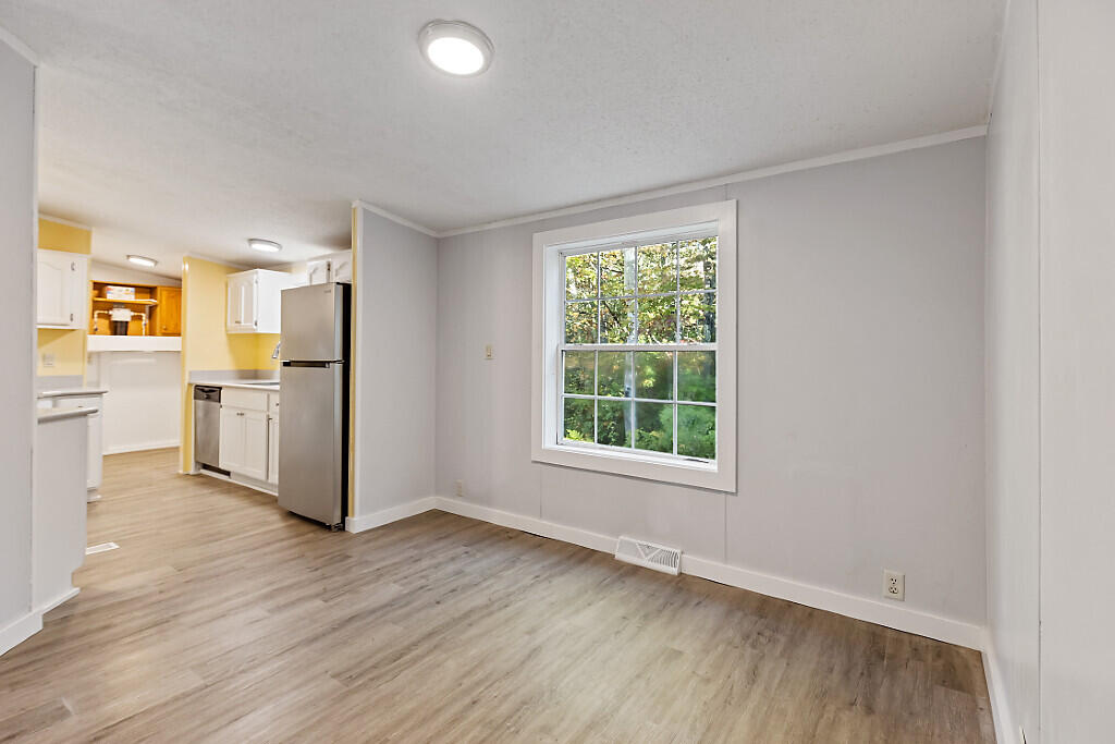 6 Alder Lane Belgrade ME 04917