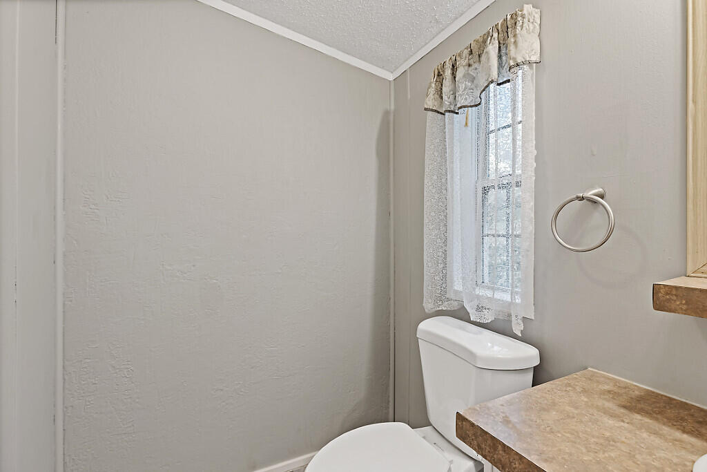 6 Alder Lane Belgrade ME 04917