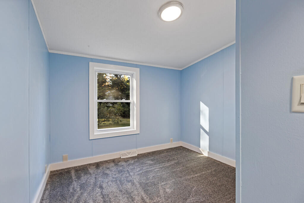 6 Alder Lane Belgrade ME 04917