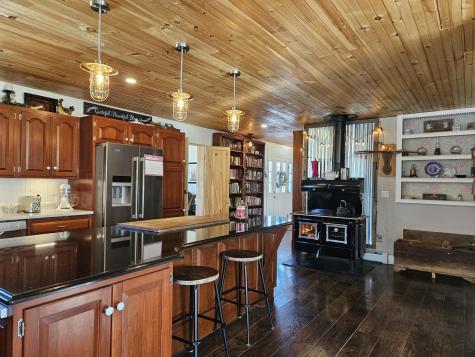 456 Temple Road Farmington ME 04938