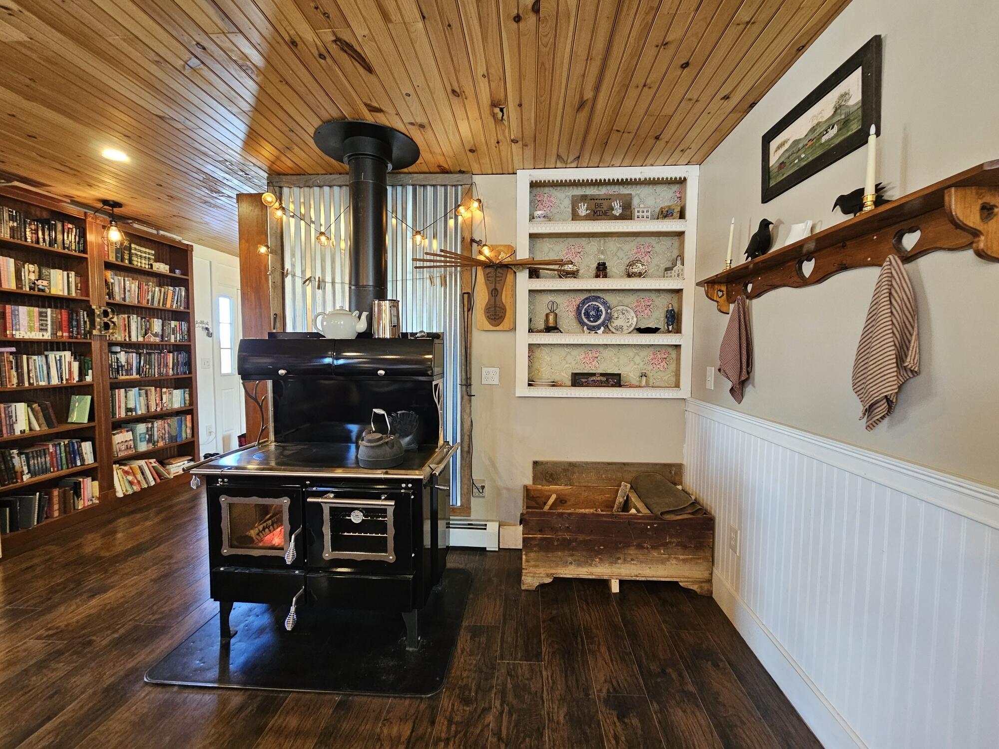 456 Temple Road Farmington ME 04938