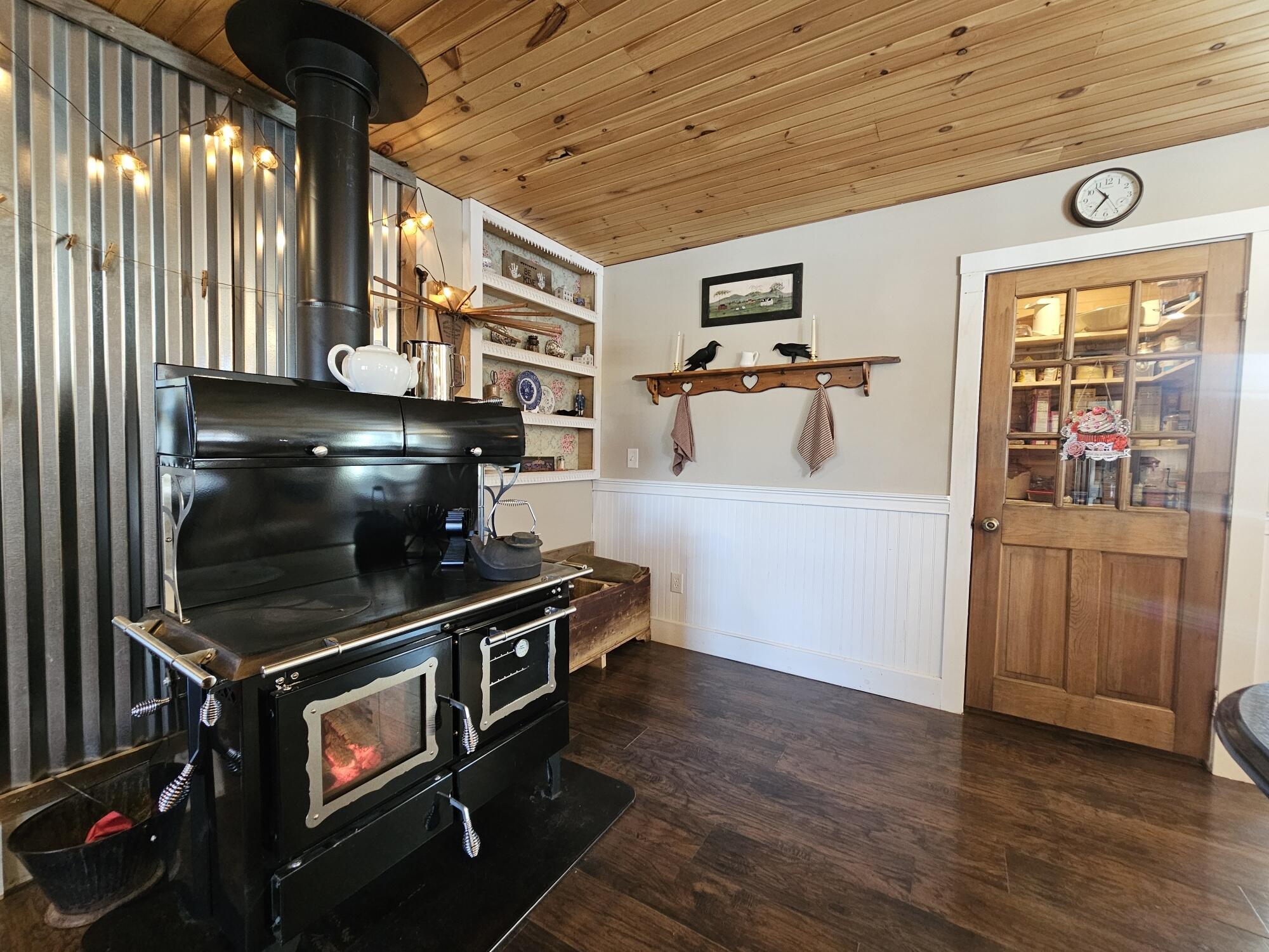 456 Temple Road Farmington ME 04938