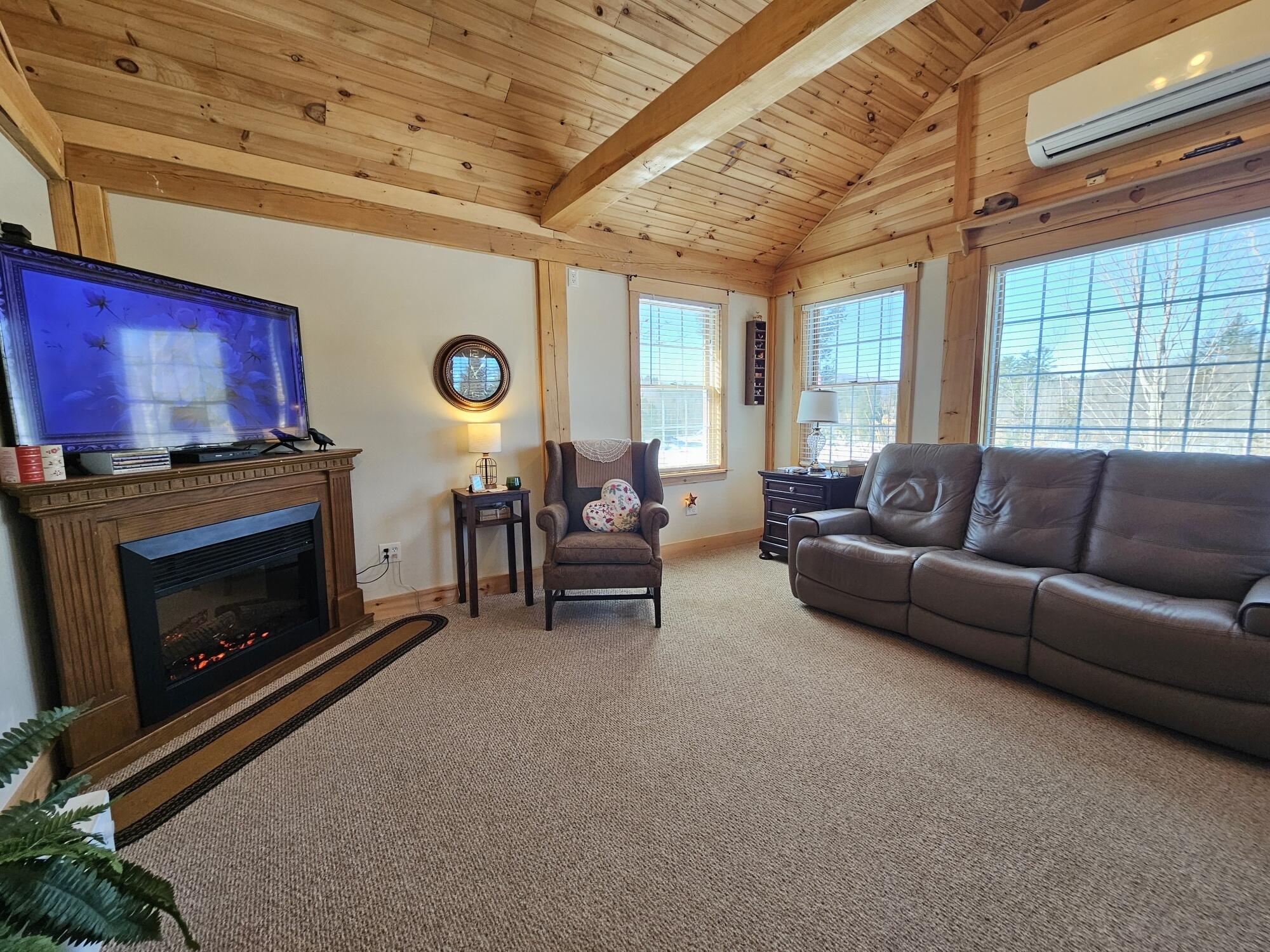 456 Temple Road Farmington ME 04938