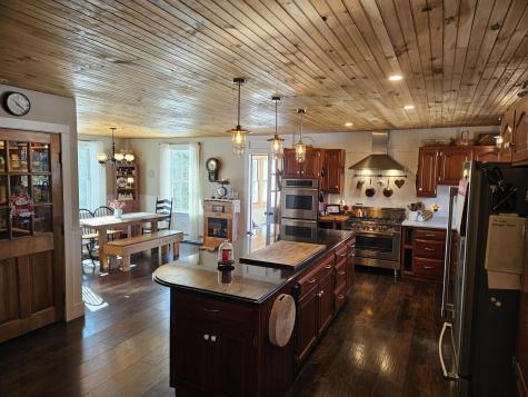 456 Temple Road Farmington ME 04938