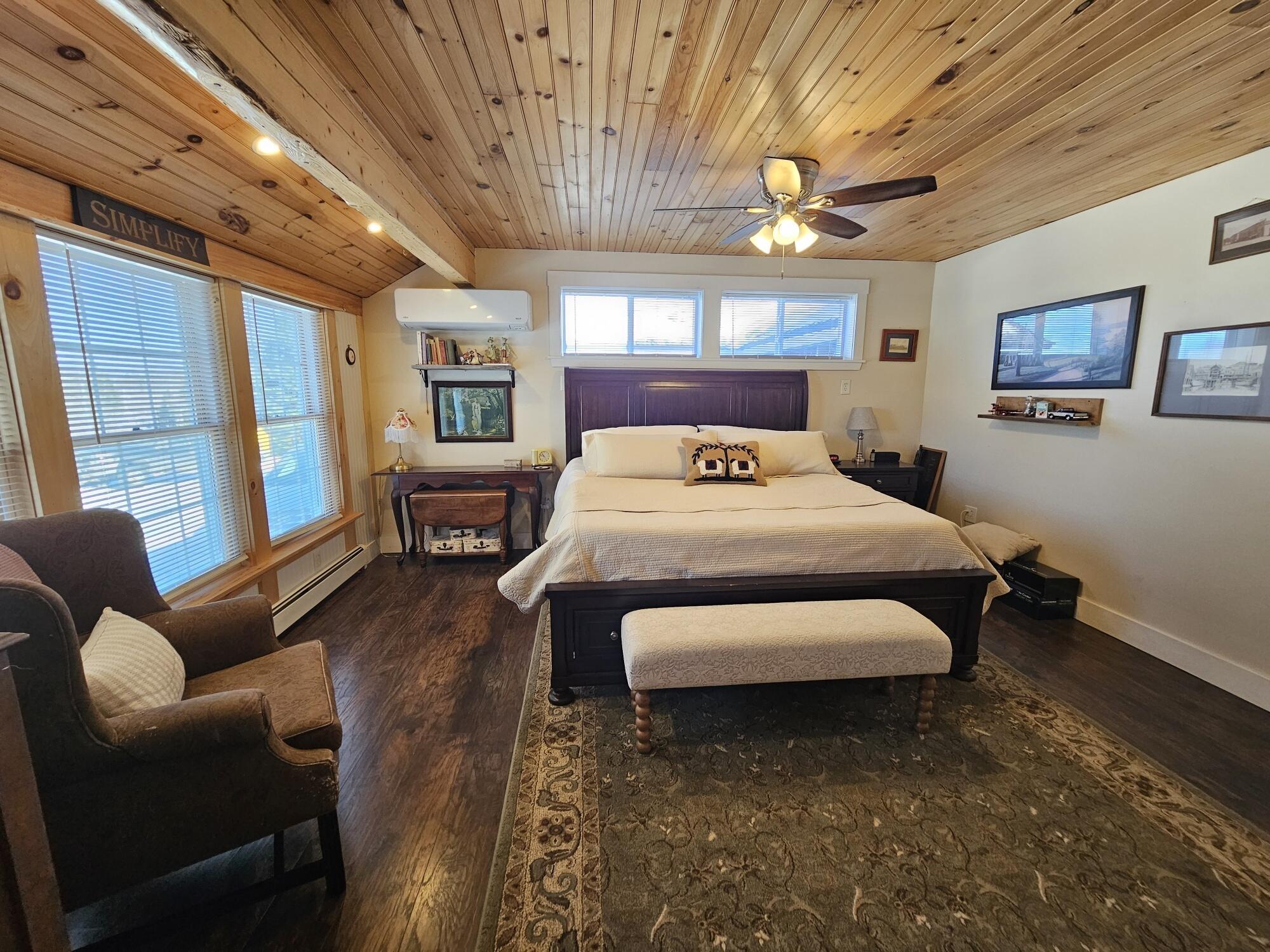 456 Temple Road Farmington ME 04938