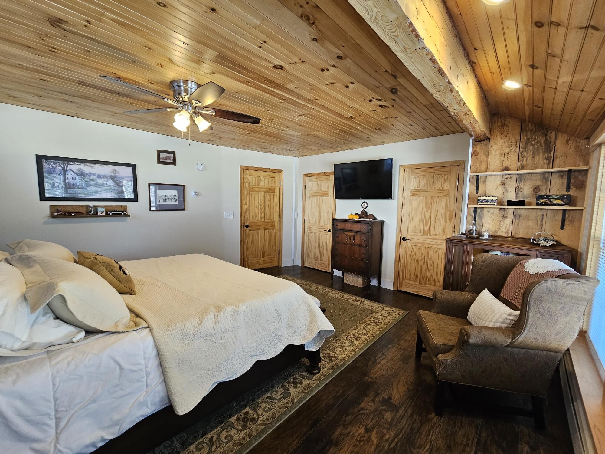 456 Temple Road Farmington ME 04938