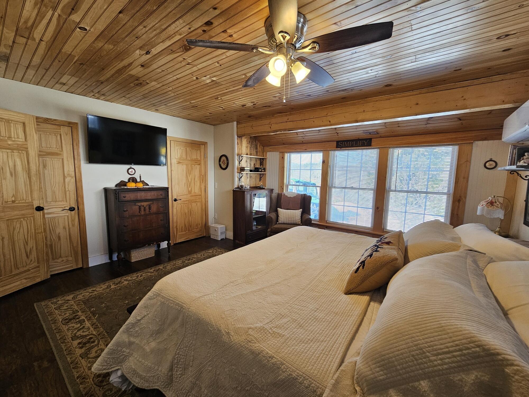 456 Temple Road Farmington ME 04938