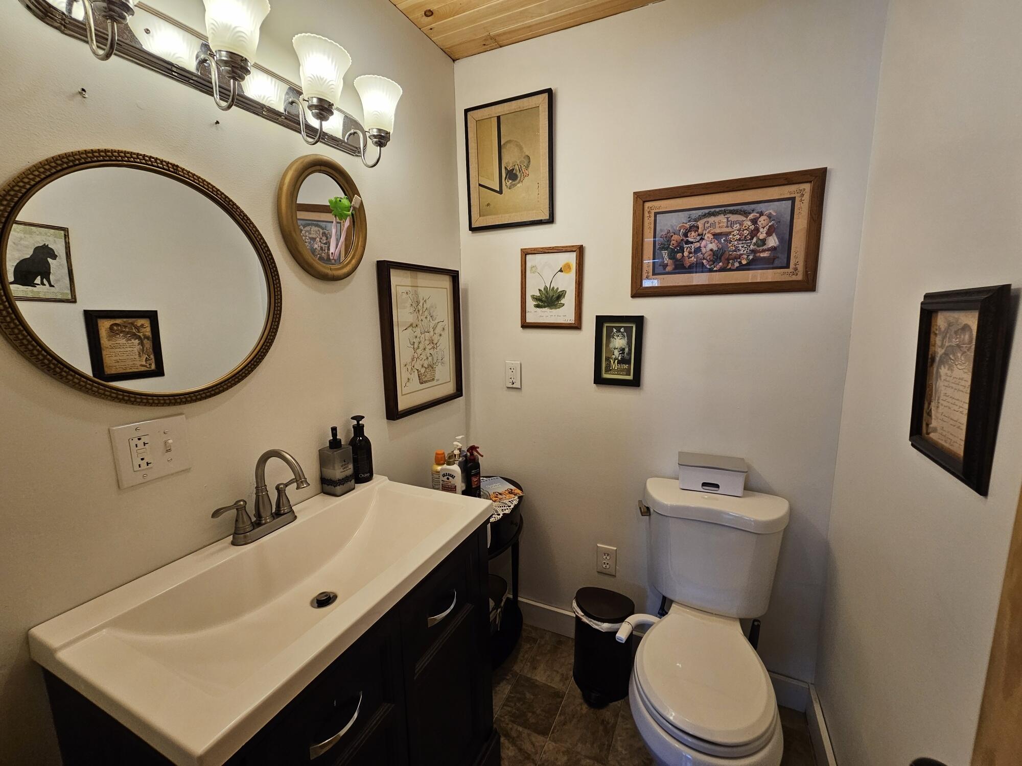 456 Temple Road Farmington ME 04938