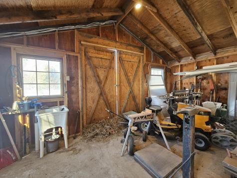 456 Temple Road Farmington ME 04938