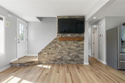 64 Litchfield Road Bowdoin ME 04287