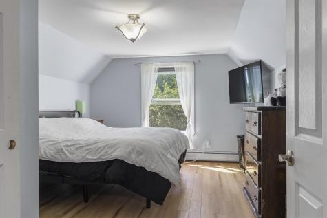 64 Litchfield Road Bowdoin ME 04287