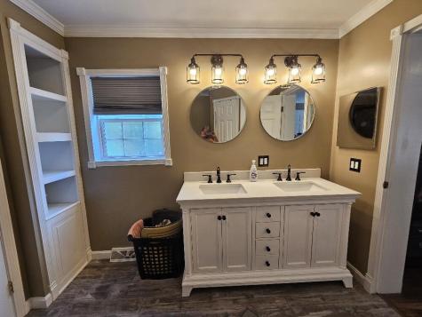 775 Us Route 2 Wilton ME 04294