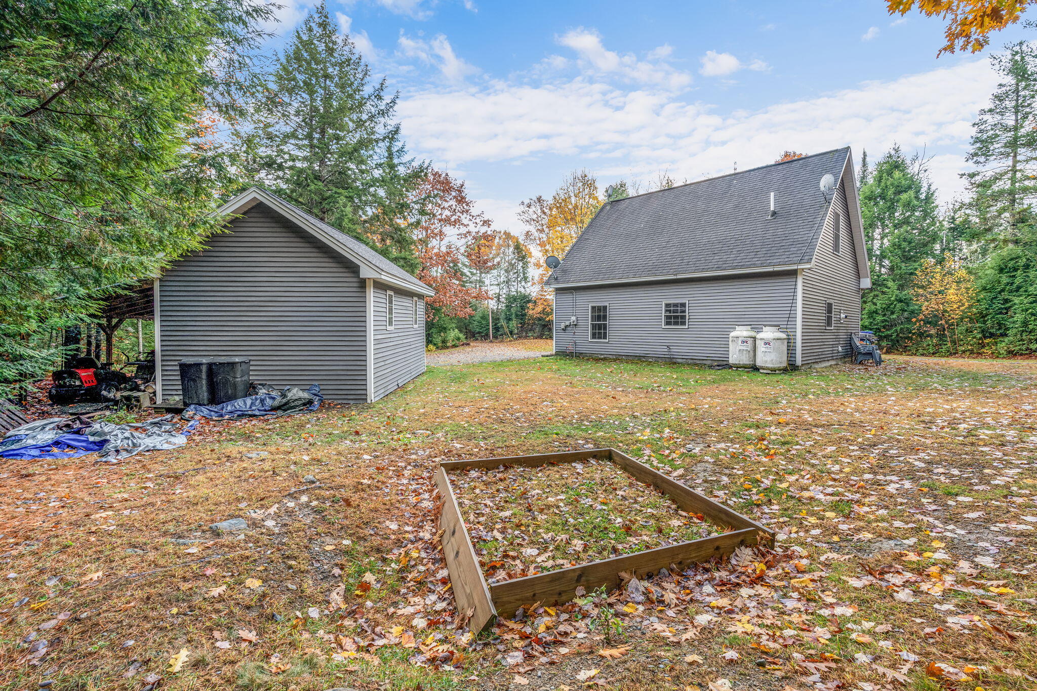 57 Kingsbury Road Holden ME 04429