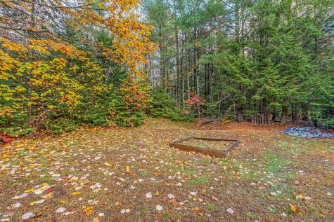 57 Kingsbury Road Holden ME 04429