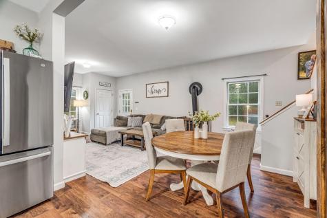 57 Kingsbury Road Holden ME 04429